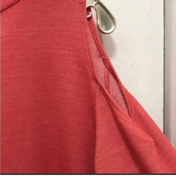 NWOT Nordstrom GO Couture High-Low Blouse Size Medium - Picture 4 of 5